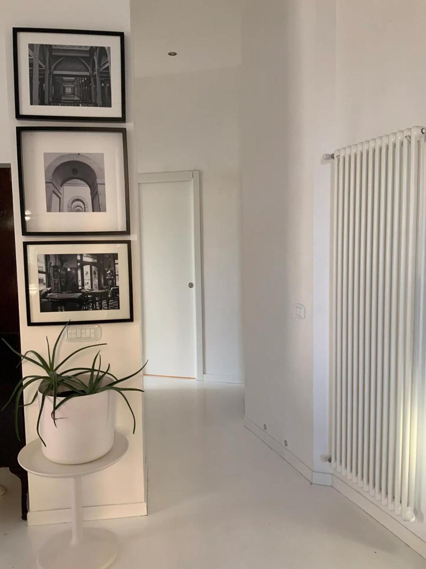 Rome, Beautiful Apartment In A Vintage Building Лидо-ди-Остия Экстерьер фото